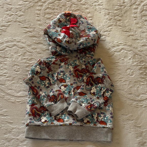 Gently loved Gray Zip up Dragon Print Hoodie Truly Scrumptious by Heidi Klum - Picture 9 of 10